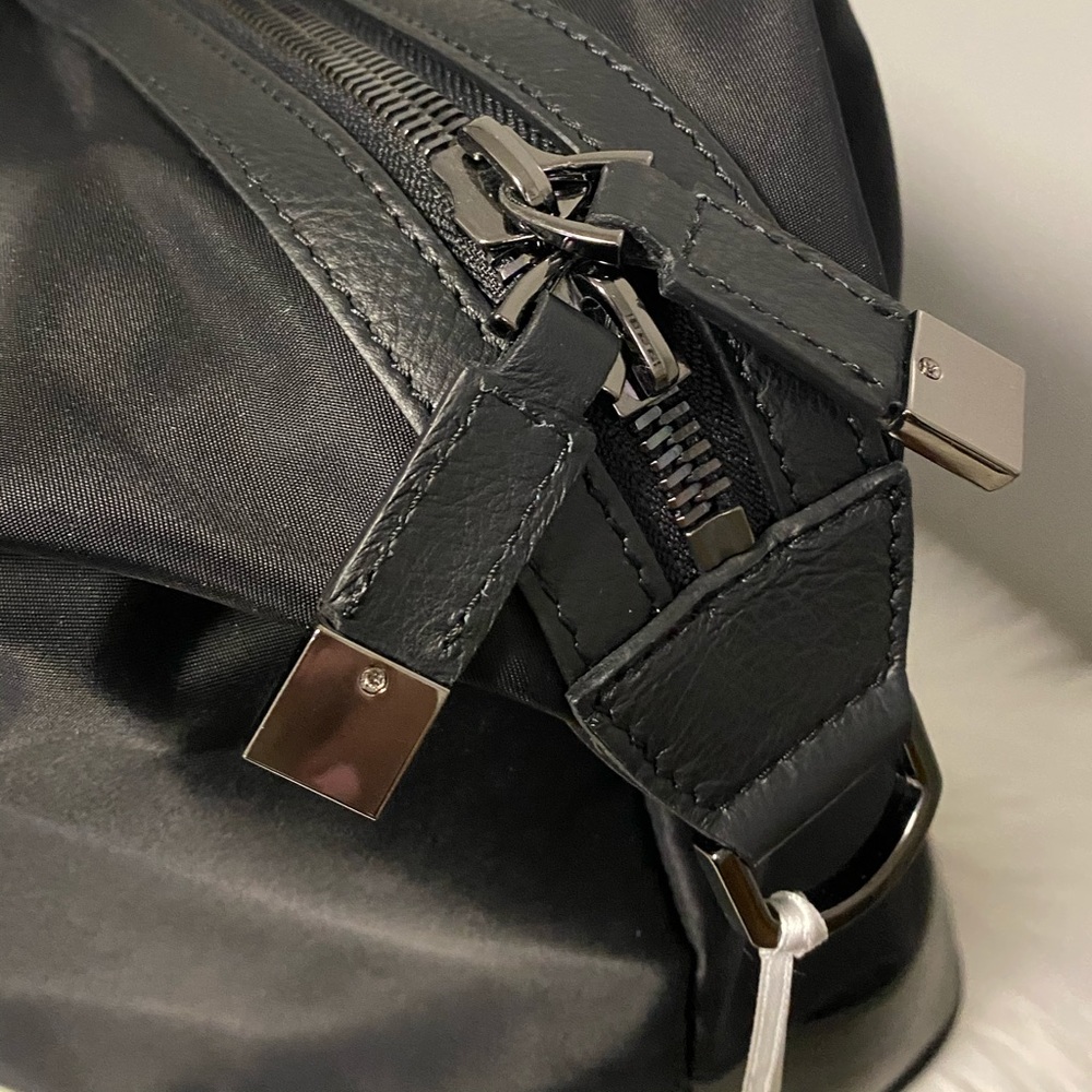 Versace Weekend Duffle bag 🖤 - Picture 5 of 16